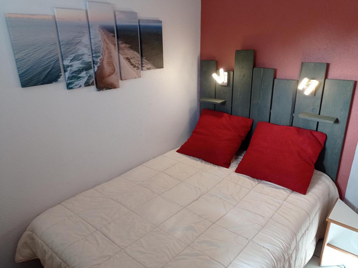 Vue Golf Dans Residence Nature "Sympalappart" 莫列马阿 外观 照片